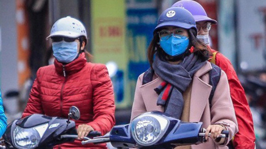 Strong cold grips Northern Vietnam, temperatures drop sharply